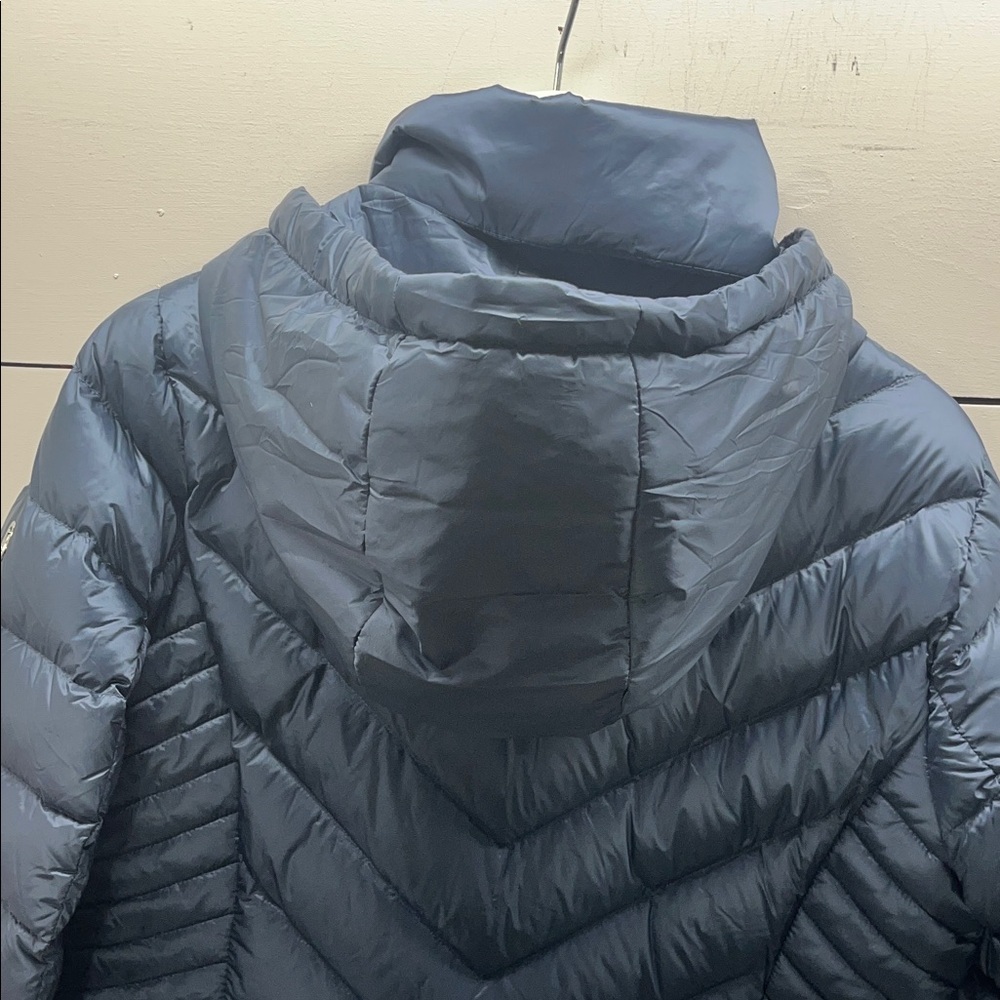 Michael Kors Packable Down Long Puffer Coat in Chevron Quilted Blue/Gray Size M - Picture 3 of 8